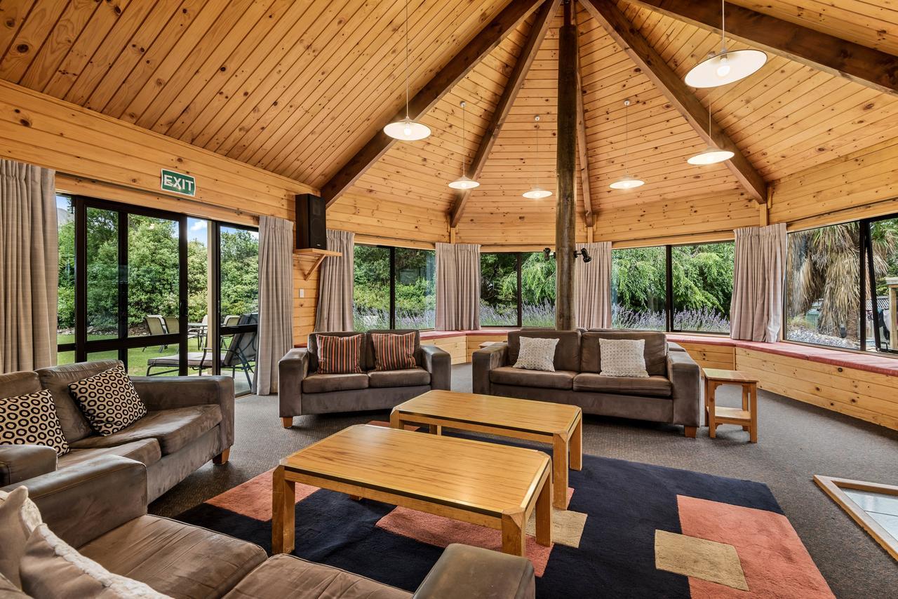 Altamont Lodge Уанака Екстериор снимка